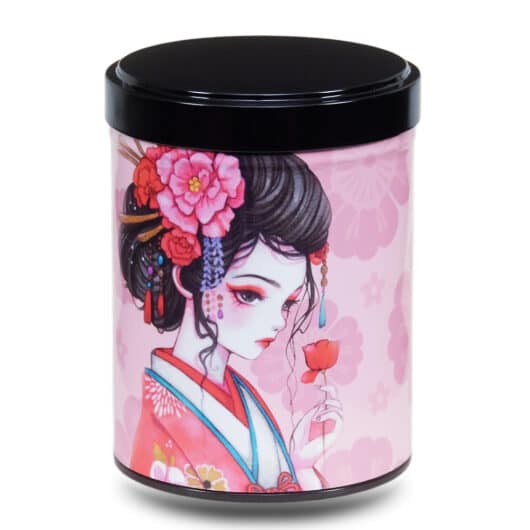 Boite a the en metal d'artiste illustrée d'un dessin d'une geisha japonaise avec une rose rouge sur fond rose