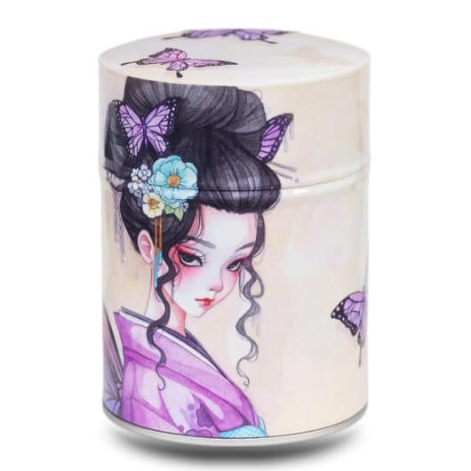 Boite à thé en métal illustrée d'une geisha japonaise avec des papillons sur fond beige